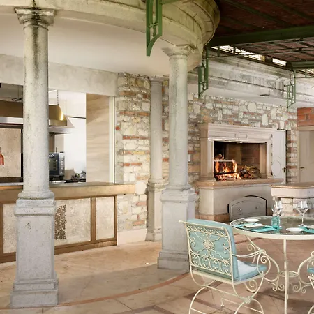 Cortine Palace Relais Chateaux Hotell 5*