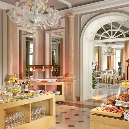 Cortine Palace 5* Sirmione