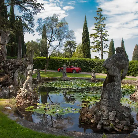 Cortine Palace Relais Chateaux シルミオーネ